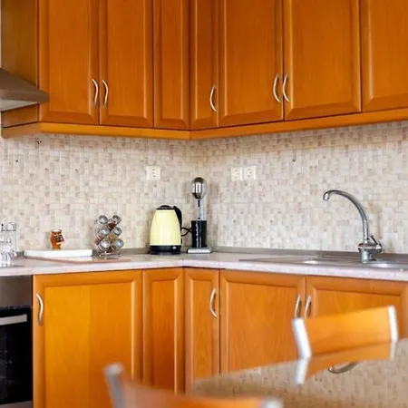 Apartmán Lyra's In Agia Pelagia
